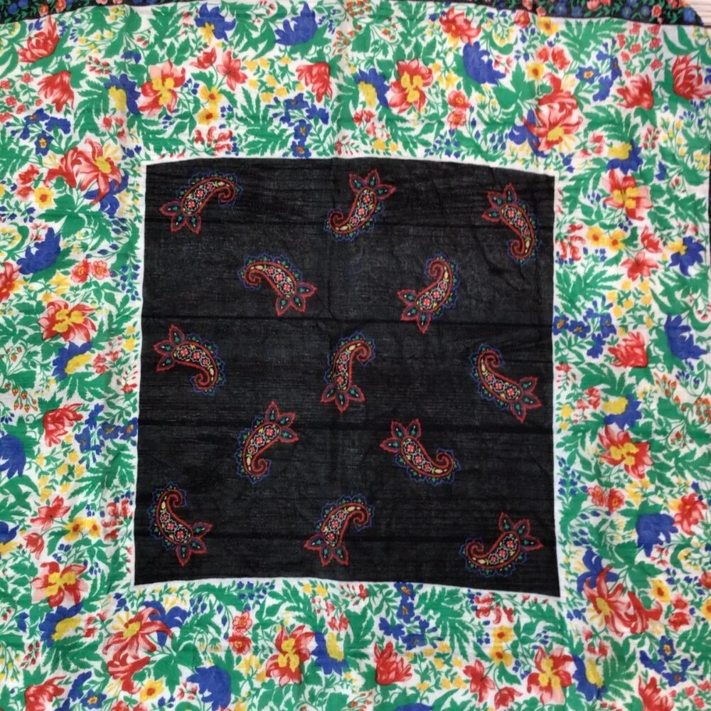 3/$10💕 VINTAGE Multi Colored Floral Print Large Oversized Boho Shabby Chic Scarf